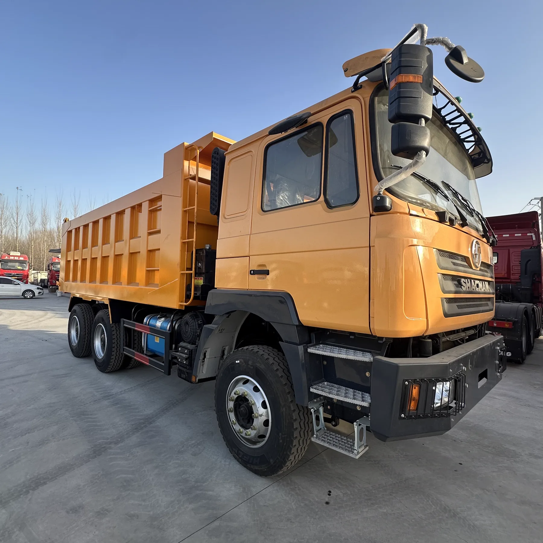 Supplied yellow SHACMAN F3000 6x4 dump truck photo